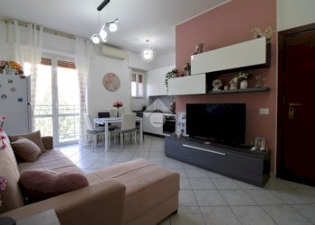 Two-room apartment Via Giacomo Leopardi, Rozzano - photo 3