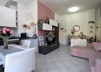 Two-room apartment Via Giacomo Leopardi, Rozzano - photo 4