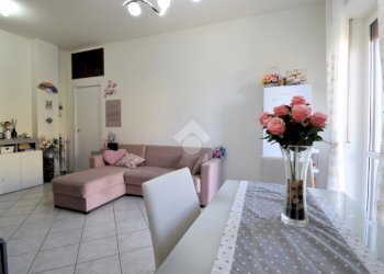 Two-room apartment Via Giacomo Leopardi, Rozzano - photo 8