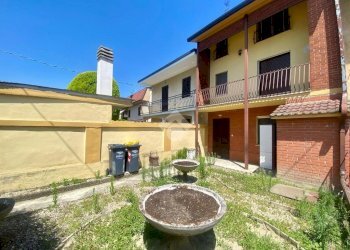 Casa semi indipendente Via ugo pratolongo, Isola Sant'Antonio - foto 3
