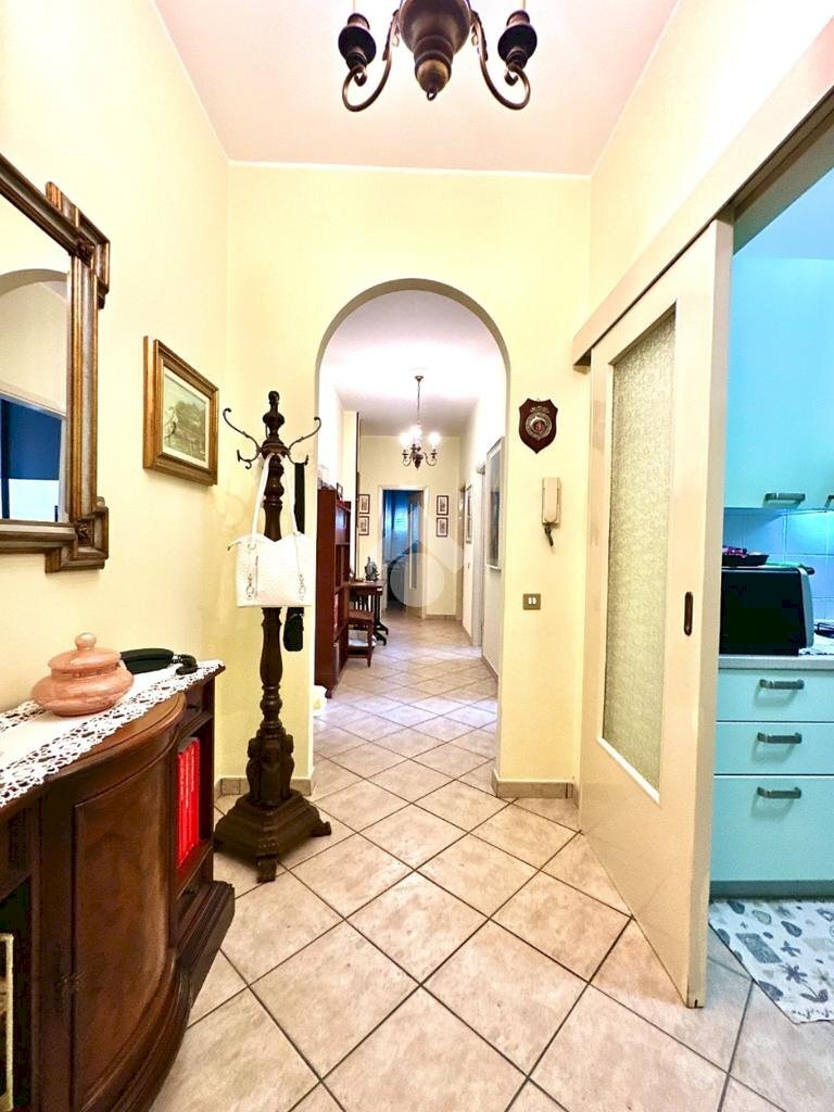Four-room apartment Viale Luigi Einaudi, Tortona - photo 2