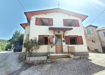 Casa semi indipendente Frazione rovello inferiore, Mongiardino Ligure - foto 1