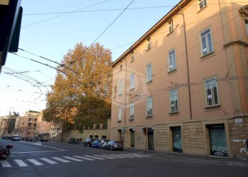Quadrilocale Via Barberia, Bologna (zona Centro Storico) - foto 25