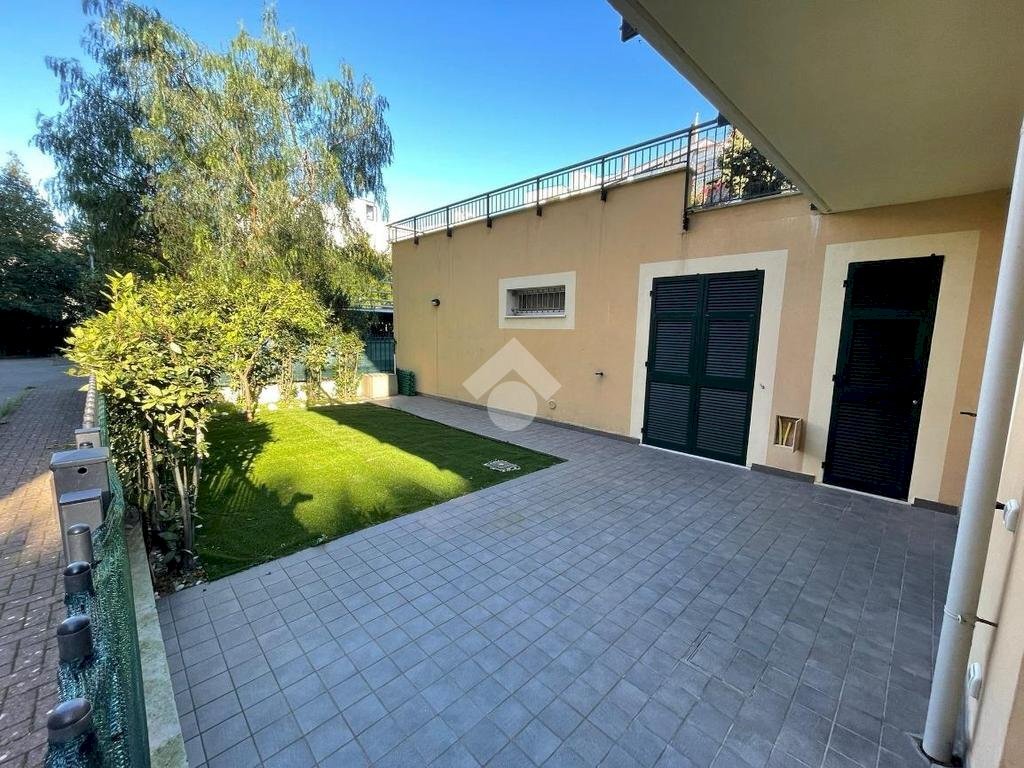 Three-room apartment Via aurelia, Lavagna - photo 1