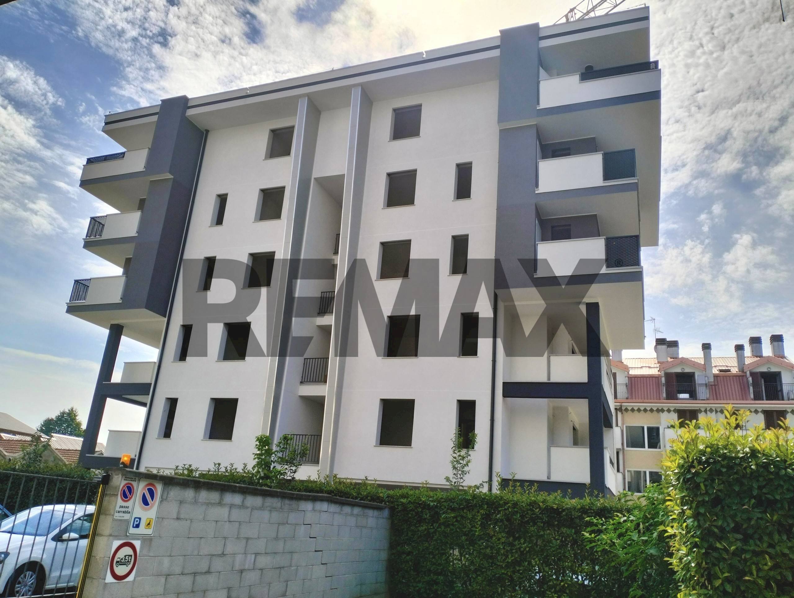 Edificio all\'aperto - Four-room apartment Via Curioni
10, Gallarate - photo 3