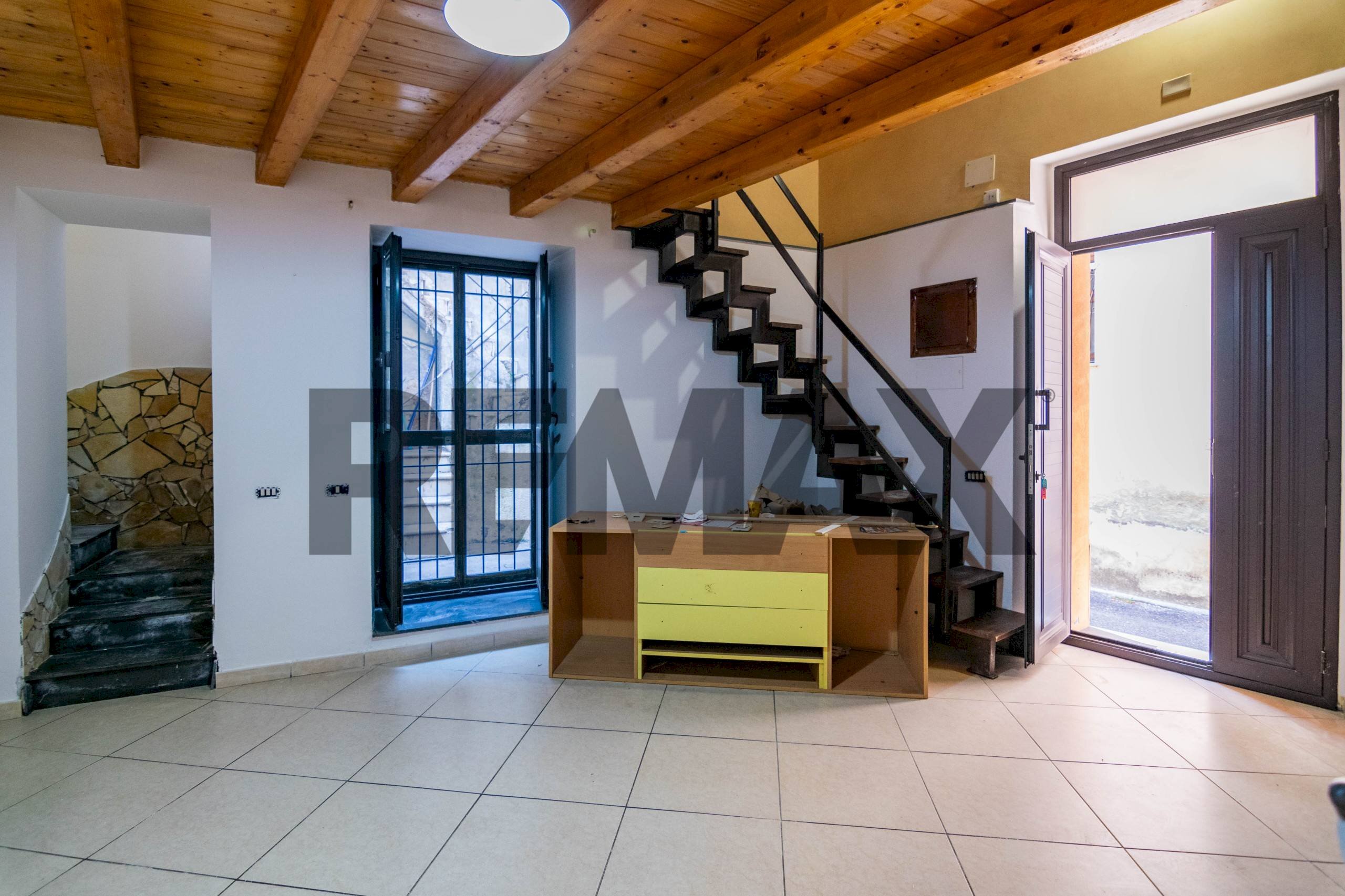 Scale - Independent house Vico Scialba
 
5, Acireale - photo 2