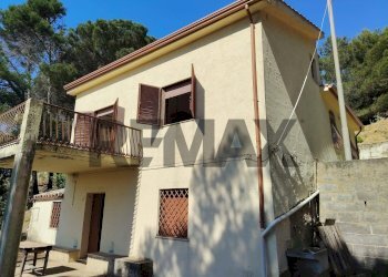 Casa all\'aperto - Villa Contrada Piano Marino
 
snc, Piazza Armerina - photo 1