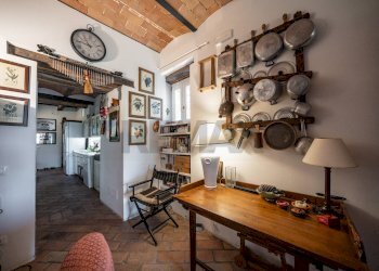 Sala da pranzo - Casa indipendente VIA MONTE TREBBIO
 
18, Dovadola - foto 14