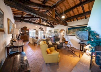 Soggiorno - Casa indipendente VIA MONTE TREBBIO
 
18, Dovadola - foto 28