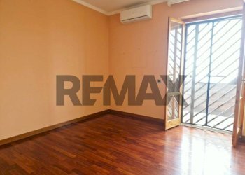 Stanza vuota - Four-room apartment via giacomo matteotti
 
47, Aci Sant'Antonio - photo 7