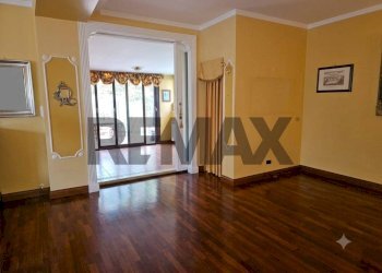 Stanza vuota - Four-room apartment via giacomo matteotti
 
47, Aci Sant'Antonio - photo 11