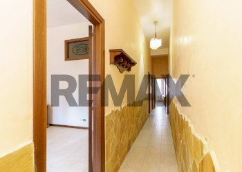 Hall / corridoio - Casa indipendente Via Madonna delle Grazie
 
18, Milo - foto 17