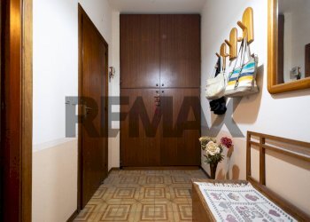 Hall / corridoio - Apartment str. IV femmina morta
 
76, Riposto - photo 2