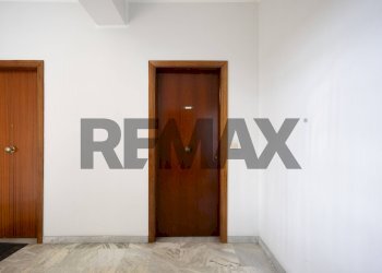 Hall / corridoio - Apartment str. IV femmina morta
 
76, Riposto - photo 4