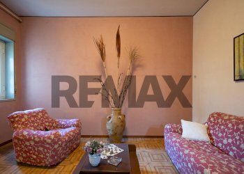 Soggiorno - Apartment str. IV femmina morta
 
76, Riposto - photo 6
