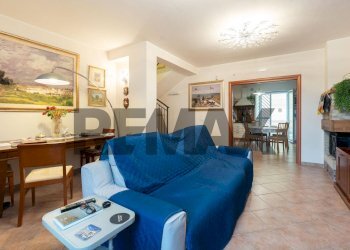 Sala da pranzo - Appartamento Via duca degli Abruzzi
 
131, San Giovanni la Punta - foto 12