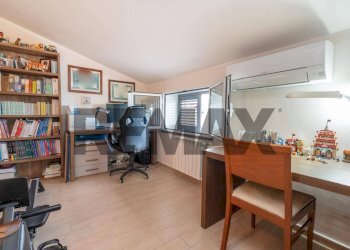 Ufficio - Appartamento Via duca degli Abruzzi
 
131, San Giovanni la Punta - foto 24