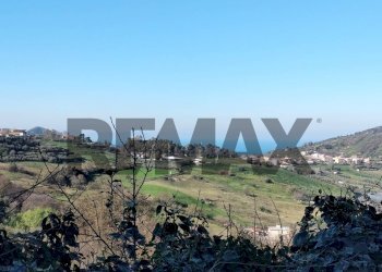 Vista delle montagne - Semi-detached house san pancrazio
 
snc, Librizzi - photo 3