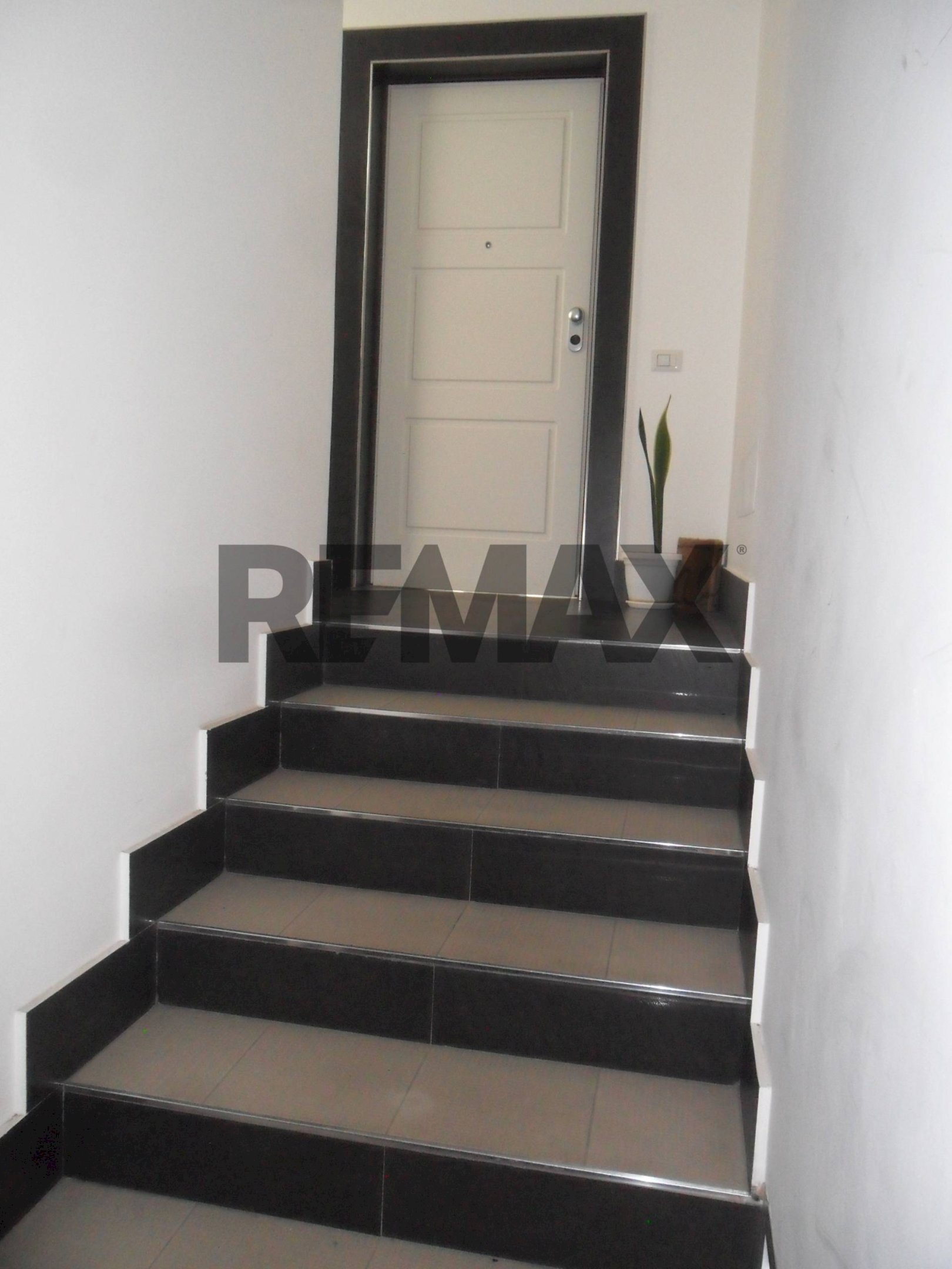 Scale - Apartment Via A. Guastaferro
26, Caltanissetta - photo 3
