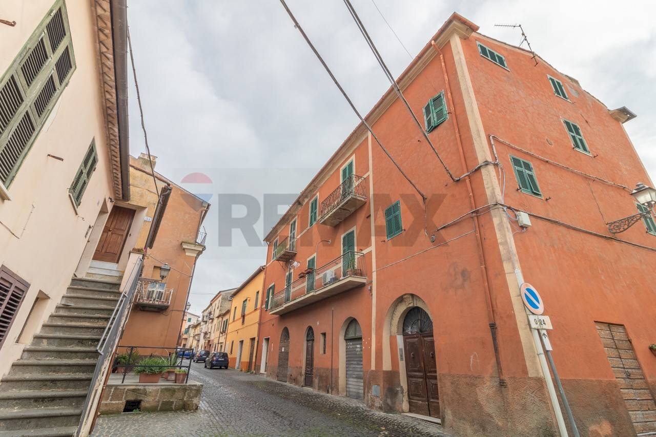 Edificio all\'aperto - Appartamento Via Camillo Benso di Cavour
23, Cellere - foto 2