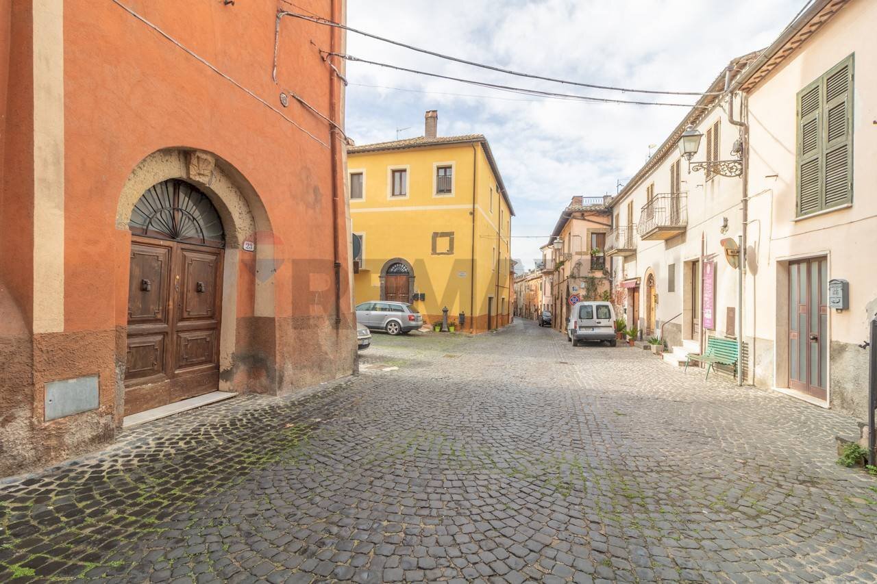 Edificio all\'aperto - Appartamento Via Camillo Benso di Cavour
23, Cellere - foto 3