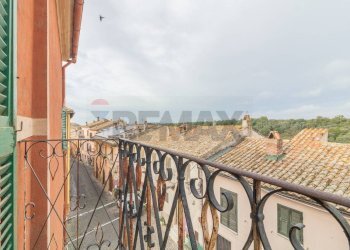 Balcone - Appartamento Via Camillo Benso di Cavour
 
23, Cellere - foto 20