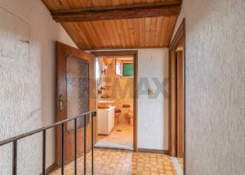 Hall / corridoio - Appartamento Via Camillo Benso di Cavour
 
23, Cellere - foto 26