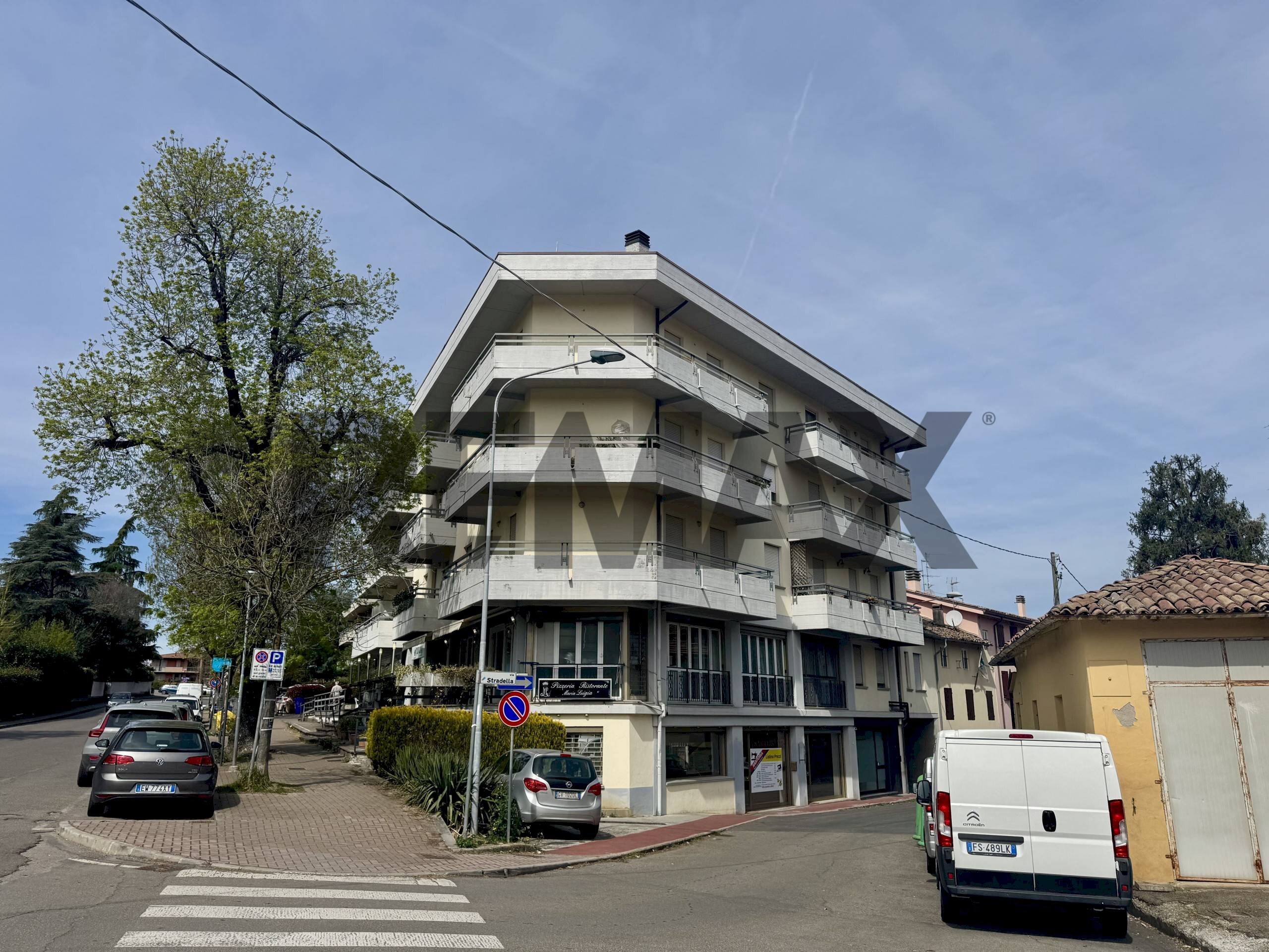Edificio all\'aperto - Trilocale via Pedemontana
 
2, Traversetolo - foto 1
