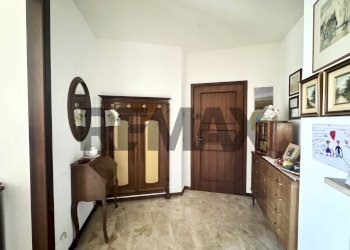 Hall / corridoio - Three-room apartment via Pedemontana
 
2, Traversetolo - photo 4