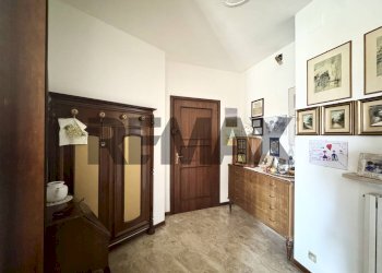 Hall / corridoio - Three-room apartment via Pedemontana
 
2, Traversetolo - photo 22
