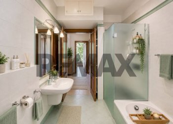 Bagno - Casa semi indipendente via Doberdò
 
7, Varese - foto 5
