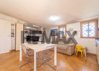 Sala da pranzo - Bilocale Via Fulco Ruffo di Calabria
 
59, Fiumicino - foto 2