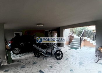 posto auto - Casa indipendente via brigate partigiane, Carrara - foto 9