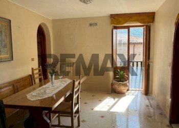Sala da pranzo - Appartamento Via Caracena
 
20, Villetta Barrea - foto 4