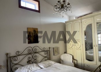 Camera / camera da letto - Appartamento Via Caracena
 
20, Villetta Barrea - foto 15