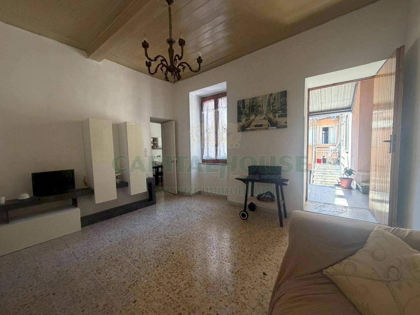 Foto 2 - Casa semi indipendente Via Roma, Cesinali - foto 2