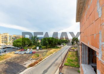 Edificio all\'aperto - Commercial Premises Corso Europa
10, Giarre - photo 76