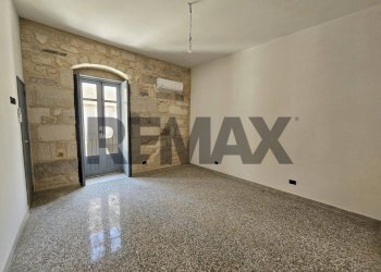 Stanza vuota - Casa indipendente P.ZZA SALVATORE
 
28/29, Ragusa - foto 7