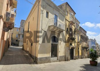 Edificio all\'aperto - Casa indipendente P.ZZA SALVATORE
 
28/29, Ragusa - foto 25