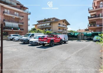 Foto 2 - Box Via Afro Tondelli
 
21, Ciampino - photo 2