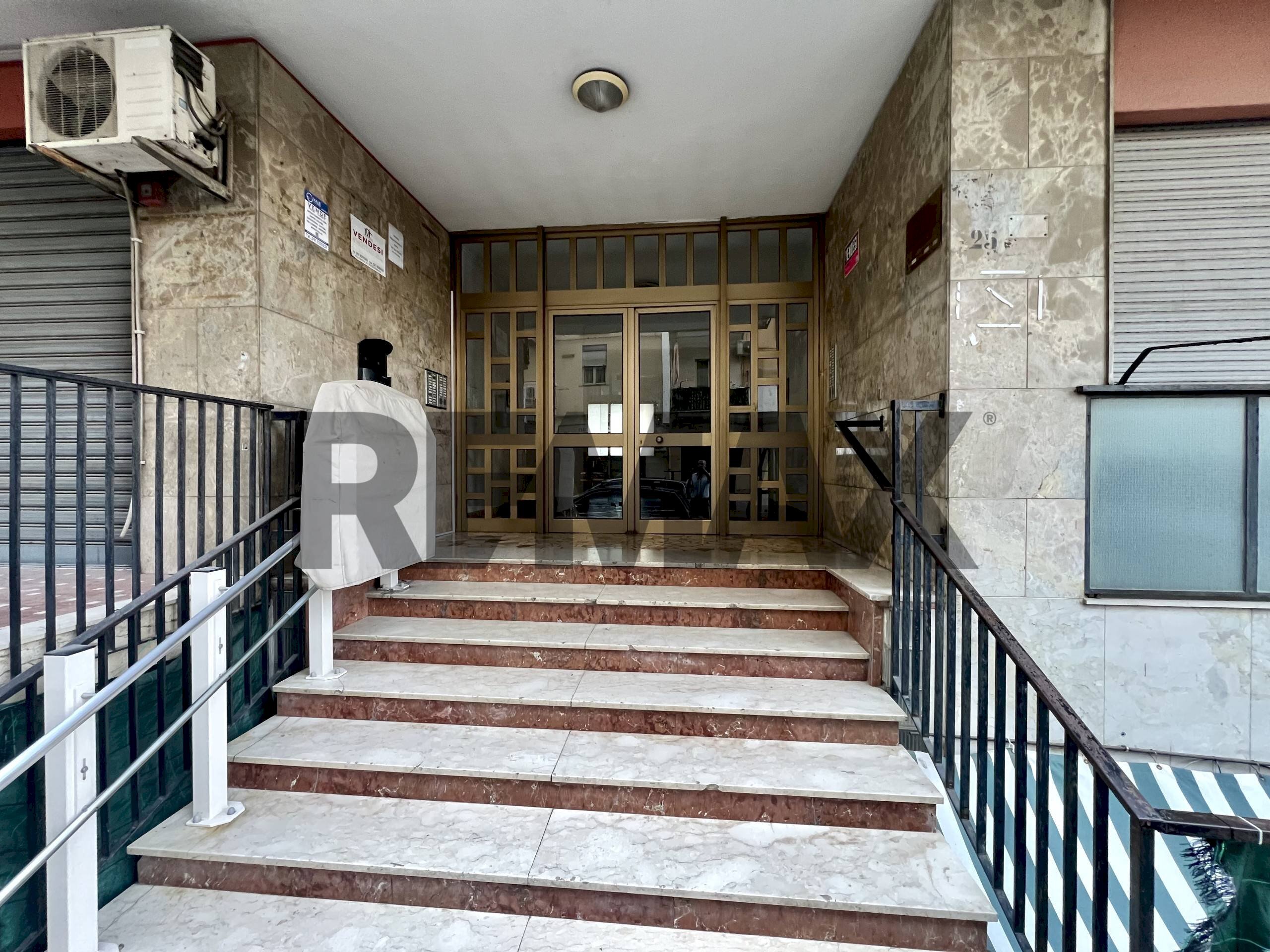 Ricezione / Lobby - Apartment Via Aldo Moro
25, Monreale - photo 3