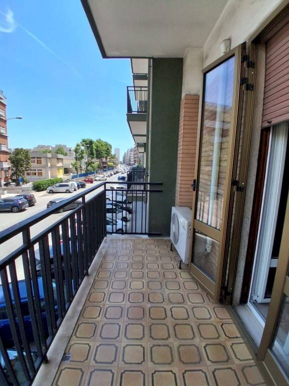 Balcone - Appartamento via Umbria, 228, Taranto - foto 1