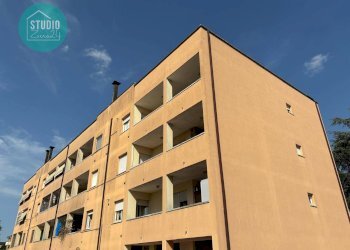 Foto 33 - Quadrilocale via palmiro togliatti
 
1, Marsciano - foto 33