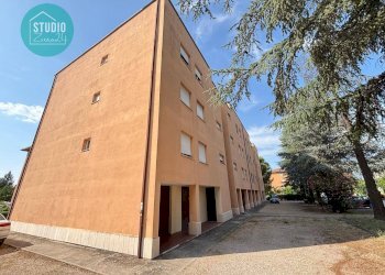 Foto 34 - Quadrilocale via palmiro togliatti
 
1, Marsciano - foto 34