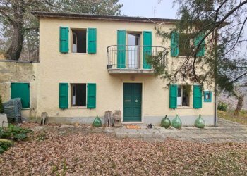 Facciata - Rustico Località Ca' di Stefano, Frontino - foto 1