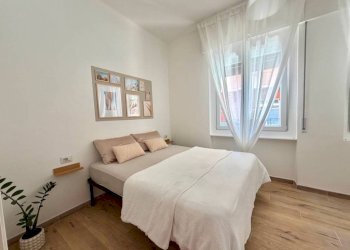 Camera da letto - Appartamento via Borzoli, Genova (zona Borzoli) - foto 11