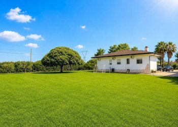 Foto 1 - Villa Strada del Passo, Latina - photo 1
