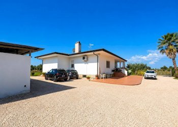 Foto 2 - Villa Strada del Passo, Latina - photo 2