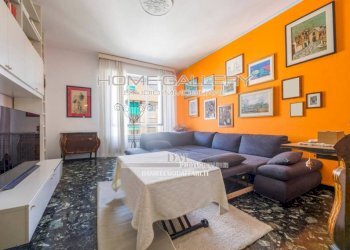 Salone - Four-room apartment Genova (neighborhood Quarto) - photo 2
