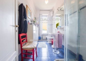 Bagno - Four-room apartment Genova (neighborhood Quarto) - photo 18